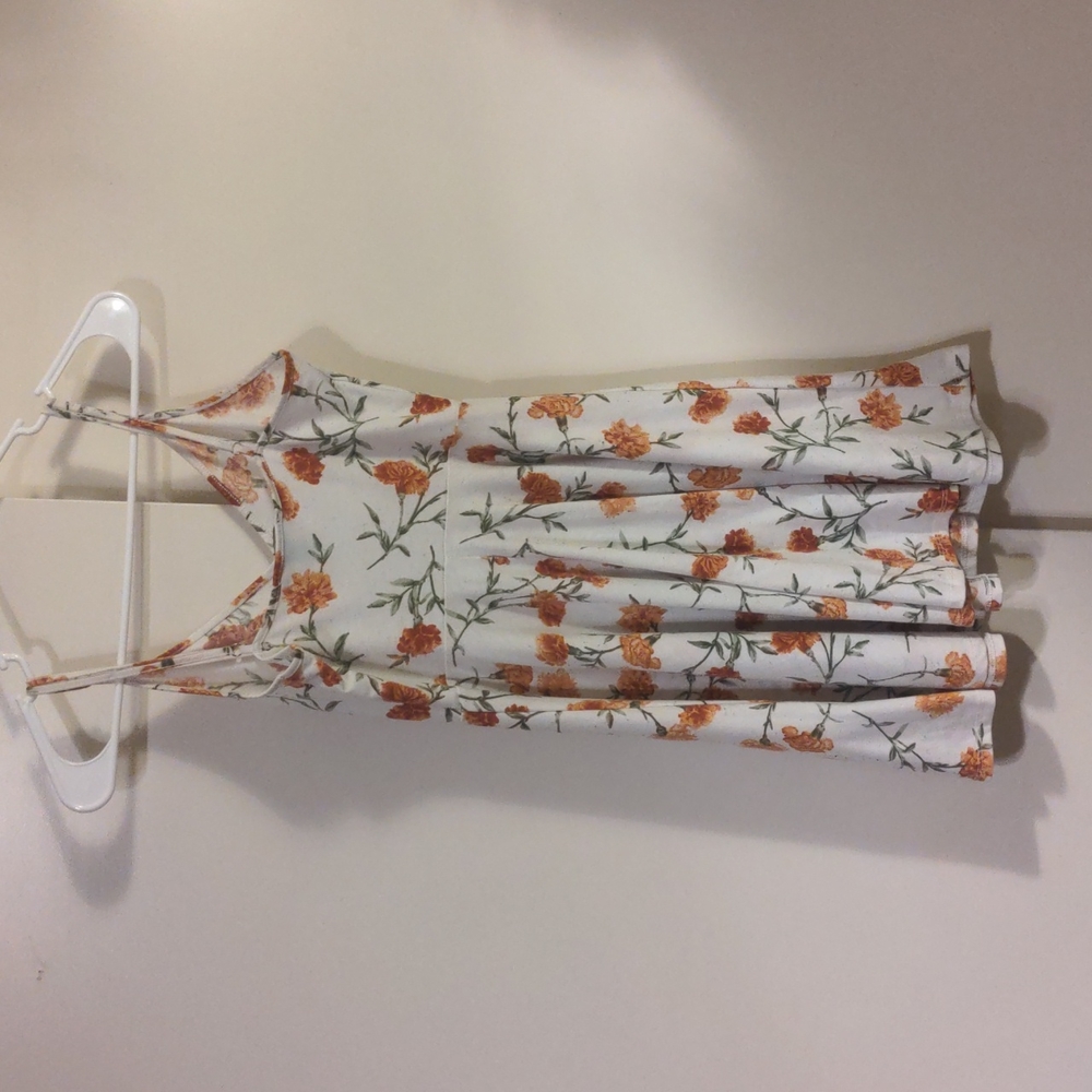 Floral Dress - Picture 2 of 2